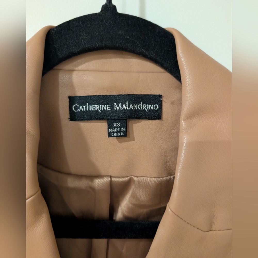 NEW Catherine Malandrino Faux Leather Cropped Blazer Jacket Size XS Toffee Tan - Picture 6 of 10